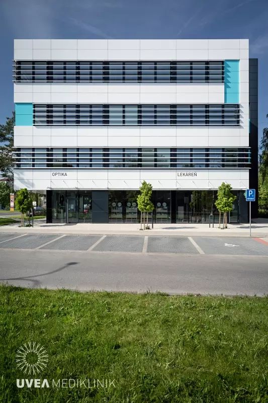 Exteriér - Exterier Uvea Mediklinik009